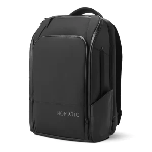 Front view of NOMATIC Travel Pack 旅行背囊 可擴容 20L 正面